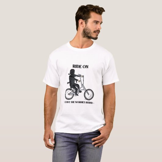 Rijden op, laat de zorgen achter-fietsen t-shirt (Voorkant volledig)