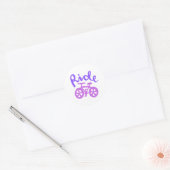 Rijden, Paarse en roze ontwerp Ronde Sticker (Envelop)