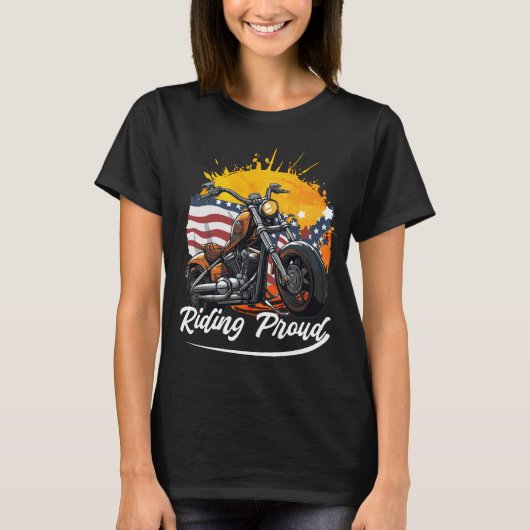 Rijdende Trots Biker Meisje T-shirt (Voorkant)