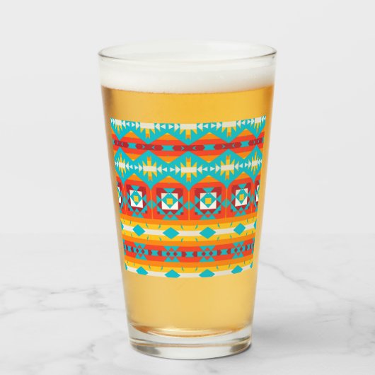 Rijen met stamvormen glas (Voorkant gevuld)