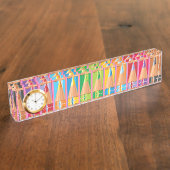 Rijen van gekleurde pennen naambordje (Zijkant)