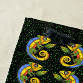 Rijen van Helderkleurige glimlachte luiers Groene  Strandlaken (In situ)