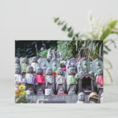 Rijen van kleine Jizo monk-beelden met bibs - Japa Kaart (Staand voorkant)