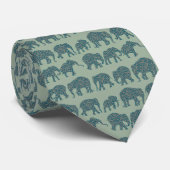 Rijen van Paisley Elephants op Sage Green Necktie Stropdas (Opgerold)