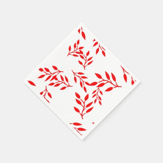 Rijk rood gebladerte op witte papieren servetten (Hoek)
