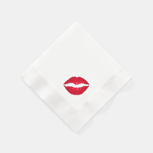 Rijke rode lippenstift kus vlek servetten