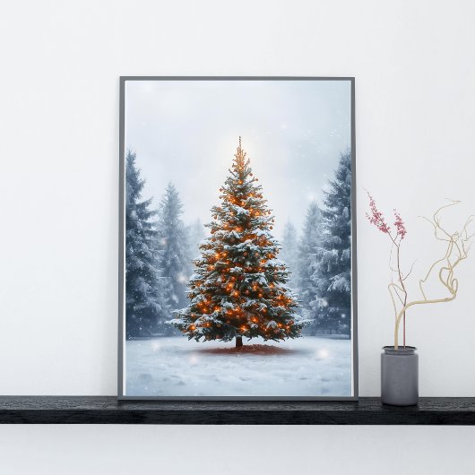 Rijkelijk Versierde Kerstboom in Winter Poster