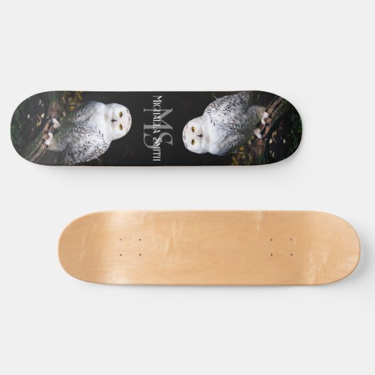 Rijkswintersnuffeluil (monogram) persoonlijk skateboard (Horizontaal)