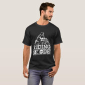 Rijmodus op motorfiets motorfiets t-shirt (Voorkant volledig)