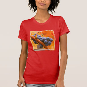 Rijpe druif in wijngaard t-shirt
