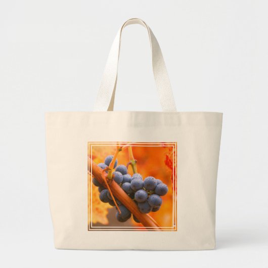 rijpe druiven in wijngaarden grote tote bag (Voorkant)