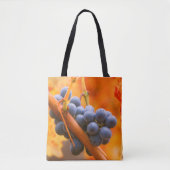 rijpe druiven in wijngaarden tote bag (Voorkant)