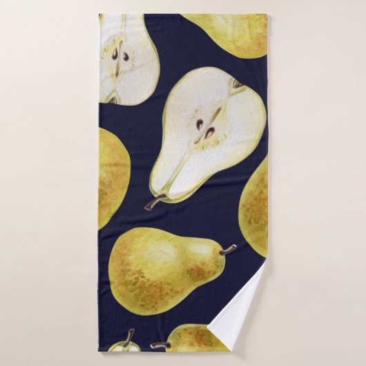 Rijpe peer, zwarte achtergrond, tuinkunst badhanddoek (Badhanddoek)