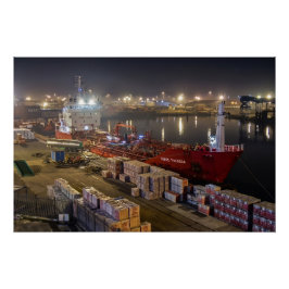 Rikke Theresa vrachtschip in de haven van Hull Perfect Poster