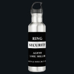 Ring Beveiliging Ringdrager Agent Waterfles<br><div class="desc">Laat je ringdrager zich speciaal voelen met deze aangepaste naamfles. De fles kenmerkt agent stijl zwart-wit ontwerp met de veiligheid van de tekstring en uw huwelijksdetails. Klik op personaliseren om uw namen toe te voegen of te bewerken met de ontwerptool voor verdere bewerking.</div>