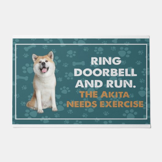 Ring deurbel en run de Akita moet oefening Deurmat (Voorkant)