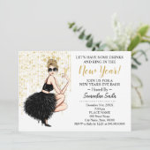 Ring in het nieuwe jaar en hebben een Drink glitte Kaart (Staand voorkant)