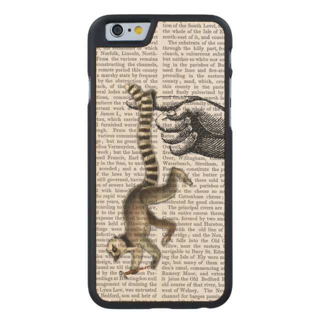 Ring Tailed Lemur op vinger 2 Carved Wood iPhone Hoesje (Achterkant)