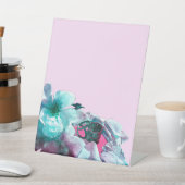 ringen met witte rozenbladen reclamebord met voetstuk (Insitu)