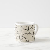 Ringpatroon zwart op beige espresso kop (Voorkant rechts)