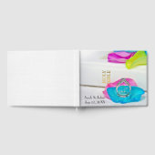 Rings On Rainbow Rose Petal with Bible Gastenboek (Volledig)