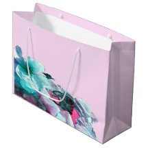 Rings with white rose petals