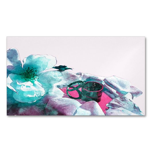 Rings with white rose petals magnetisch visitekaartje (Voorkant)