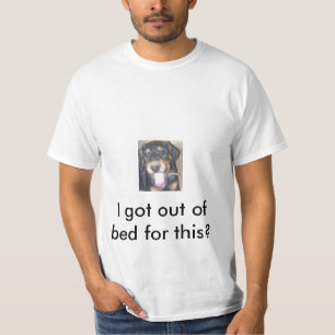 Rio Doberman Puppy, geeuwd, slaperig T-shirt