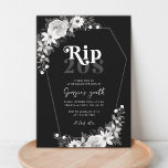 Rip 20s Dood aan mijn Jeugd 30ste Verjaardagsfeest Kaart<br><div class="desc">Vier uw verjaardag met deze stijlvolle uitnodiging,  met gotische zwart-wit bloemen,  doodskistvormig lijst,  retro typografie en aangepaste details van uw keuze. Voeg eenvoudig uw eigen gegevens toe door op de optie "personaliseren" te klikken.</div>