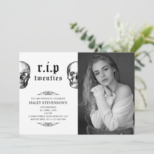 RIP 20s Twenties Funeral Skull 30th Birthday Foto Kaart (Staand voorkant)