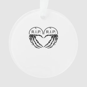 RIP, hartvormig ontwerp gemaakt van grafstenen, en Ornament