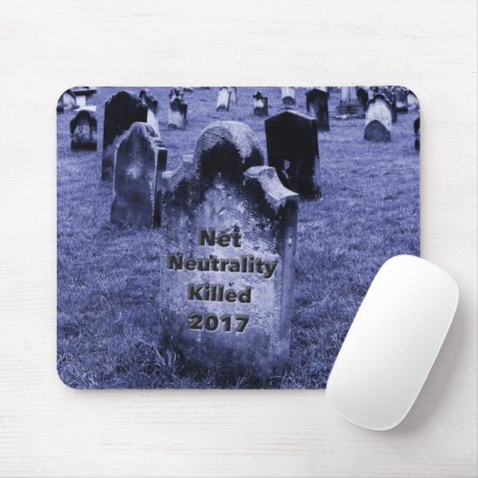 RIP Net Neutrality Gravestone Muismat (Met muis)
