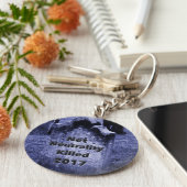 RIP Net Neutrality Gravestone Sleutelhanger (Zijkant)