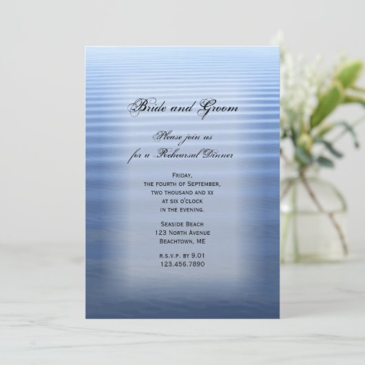 Rippled Water Wedding Rehearsal Dinner Invitation Kaart (Staand voorkant)