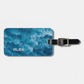 Rippling Ocean Water iPhone Case – Serene Blue Zee Bagagelabel (Voorkant horizontaal)