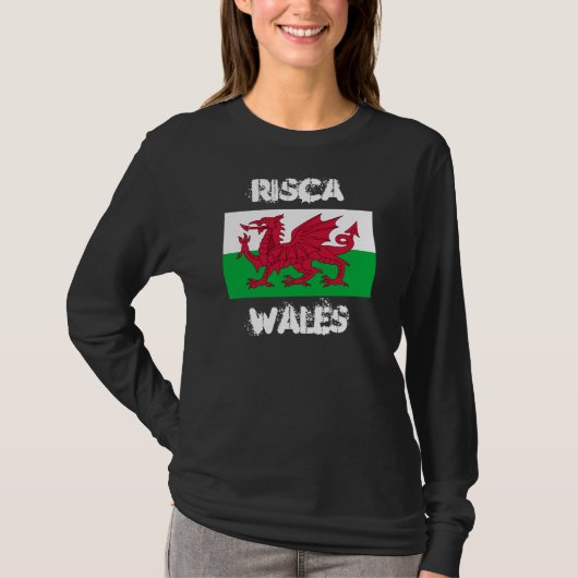 Risca, Wales, met Welsh flag T-shirt (Voorkant)