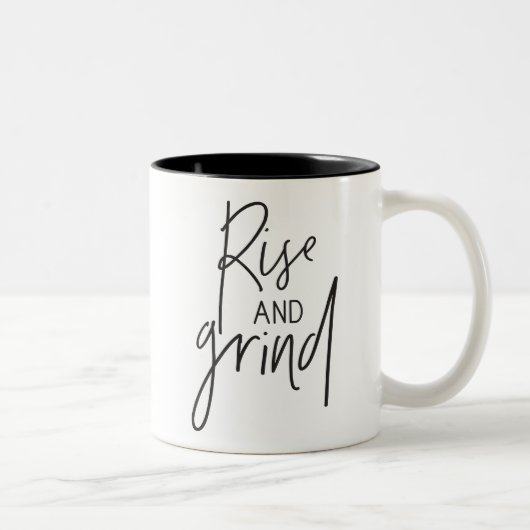 RISE AND GRIND moderne chique hand geletterd zwart Tweekleurige Koffiemok (Rechts)