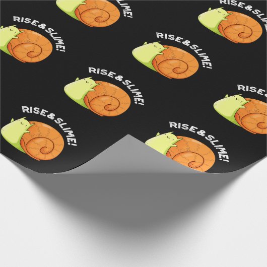 Rise and Slime Funny Snail Pun Dark BG Cadeaupapier (Hoek)