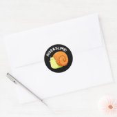 Rise and Slime Funny Snail Pun Dark BG Ronde Sticker (Envelop)
