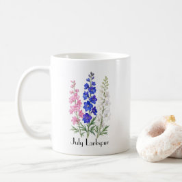 Rittersporenbloemen in juli koffiemok