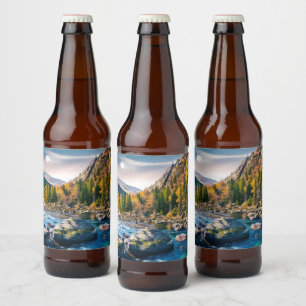 River and Mountains Schilderachtig foto Bier Etiket