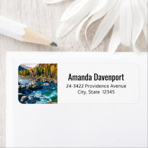 River and Mountains Schilderachtig fotoadres Etiket