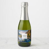 River and Mountains Schilderachtig Fotobruiloft Sparkling Wijnetiket (Voorkant)