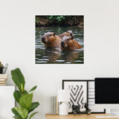 River Serenity: Capybaras Zwemmen in de Flow Poster (Thuiskantoor)