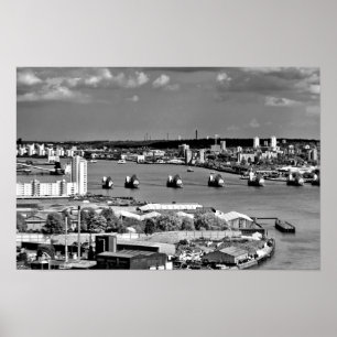 River Thames Flood Barrier Greenwich Londen Poster