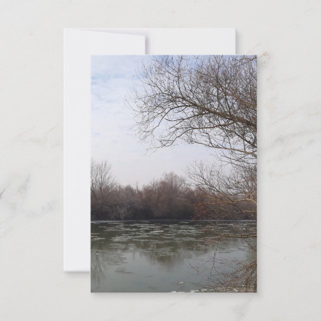 Riverside in de winter (Voorkant)