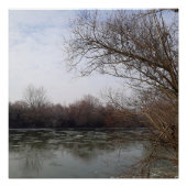 Riverside in de winter perfect poster (Voorkant)