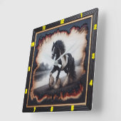 Riverside Trot: verkoolde houten zigeuner Vanner Vierkante Klok (Hoek)