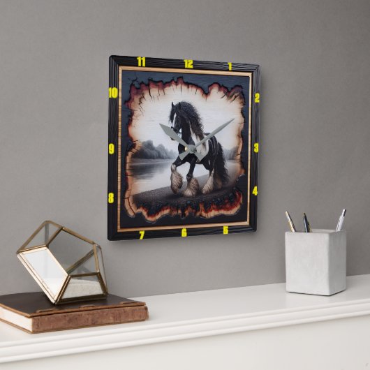 Riverside Trot: verkoolde houten zigeuner Vanner Vierkante Klok (Kantoor)