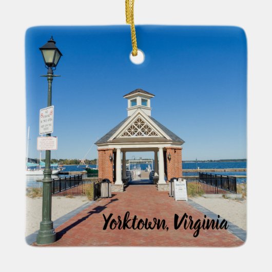 Riverwalk Landing in Yorktown Virginia Keramisch Ornament (Voorkant)